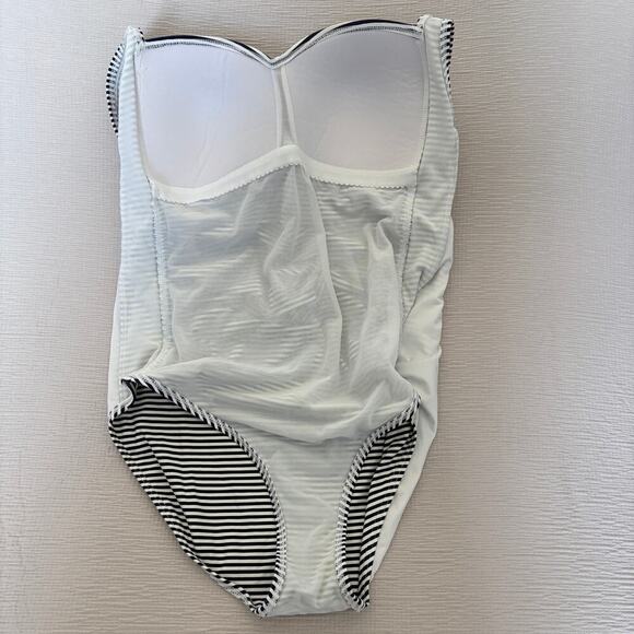 Sorrento Stripe Isla C / D Cup Underwire One Piece Swimsuit Size 10 pool swim - Picture 8 of 10